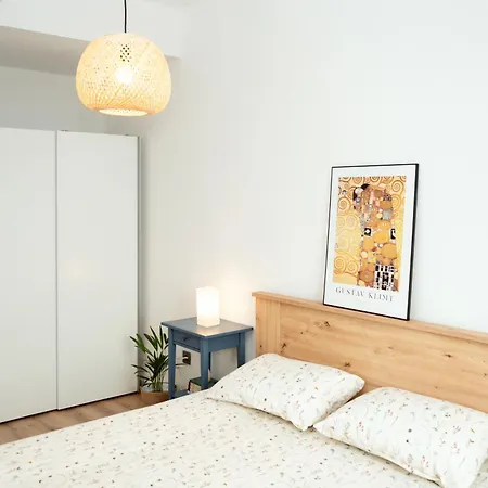 Sky Panoramic 23rd Floor & Parking * Skopje