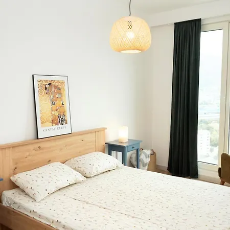 Best View Apartment 23Rd Floor - Dzevahir Sky City Complex Apartment