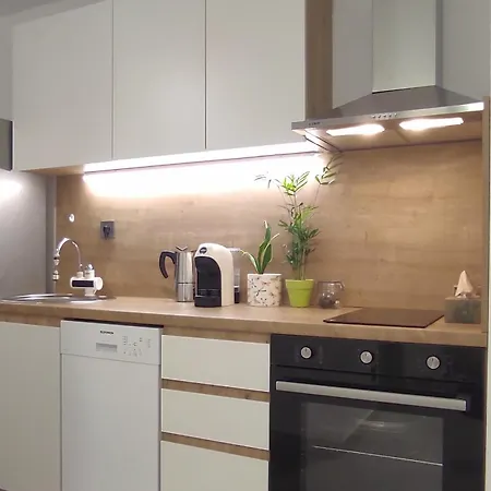 Sky Panoramic 23rd Floor & Parking Skopje