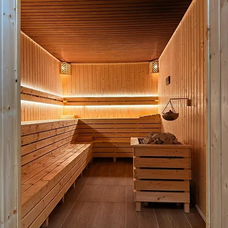 Sky Panoramic 23rd Floor & Parking Skopje