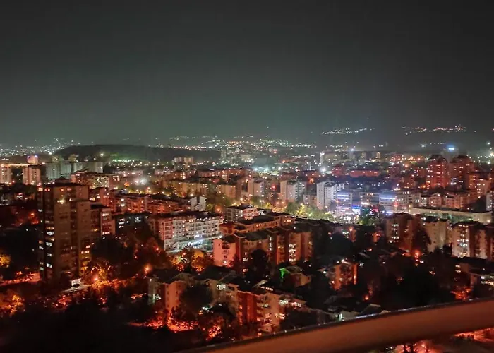 Апартаменти Sky Panoramic 23rd Floor & Parking Скоп'є