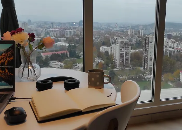 Sky Panoramic 23rd Floor & Parking Апартаменти